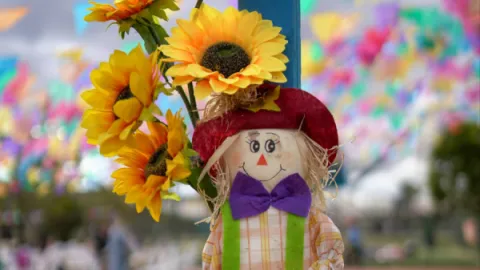 imagem capa Arraiá em Caldas Novas: A Festa Junina nas Águas Quentes
