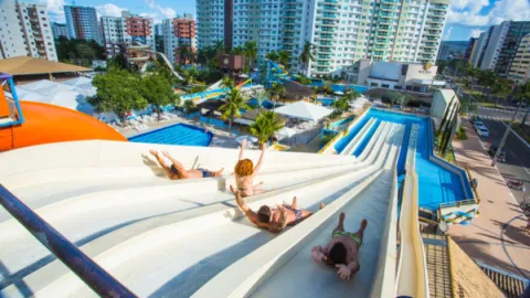 imagem capa Hotéis em Caldas Novas em Agosto com Preços Baixos e Sol Garantido
