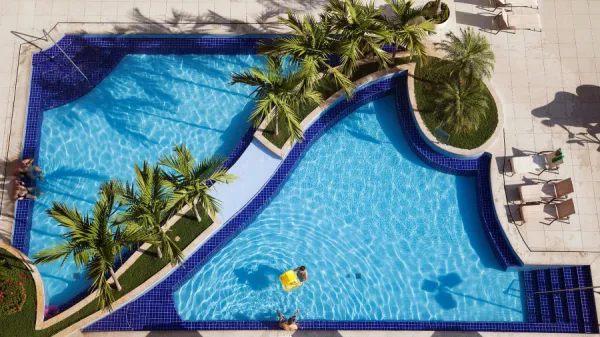 Foto demonstrativa de Piscinas do Boulevard Suite Hotel: 14 Opções em Caldas Novas